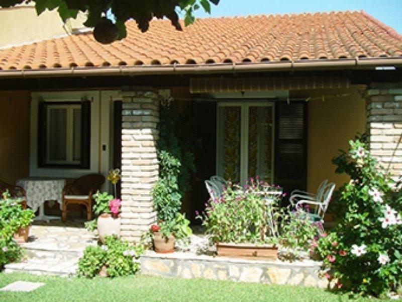 אצ'ארבי Villa Tina מראה חיצוני תמונה