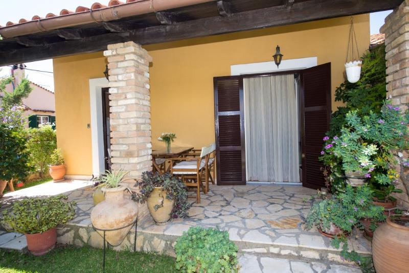 אצ'ארבי Villa Tina מראה חיצוני תמונה