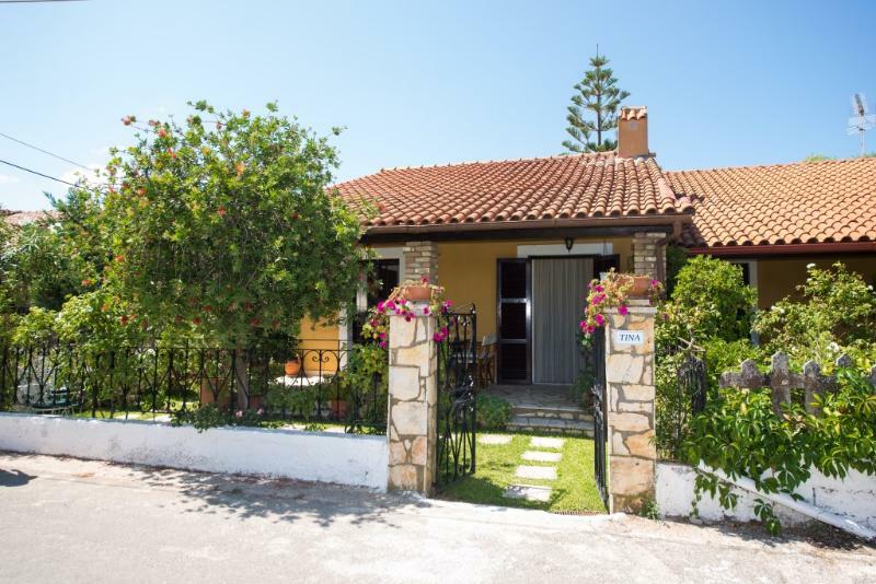 אצ'ארבי Villa Tina מראה חיצוני תמונה